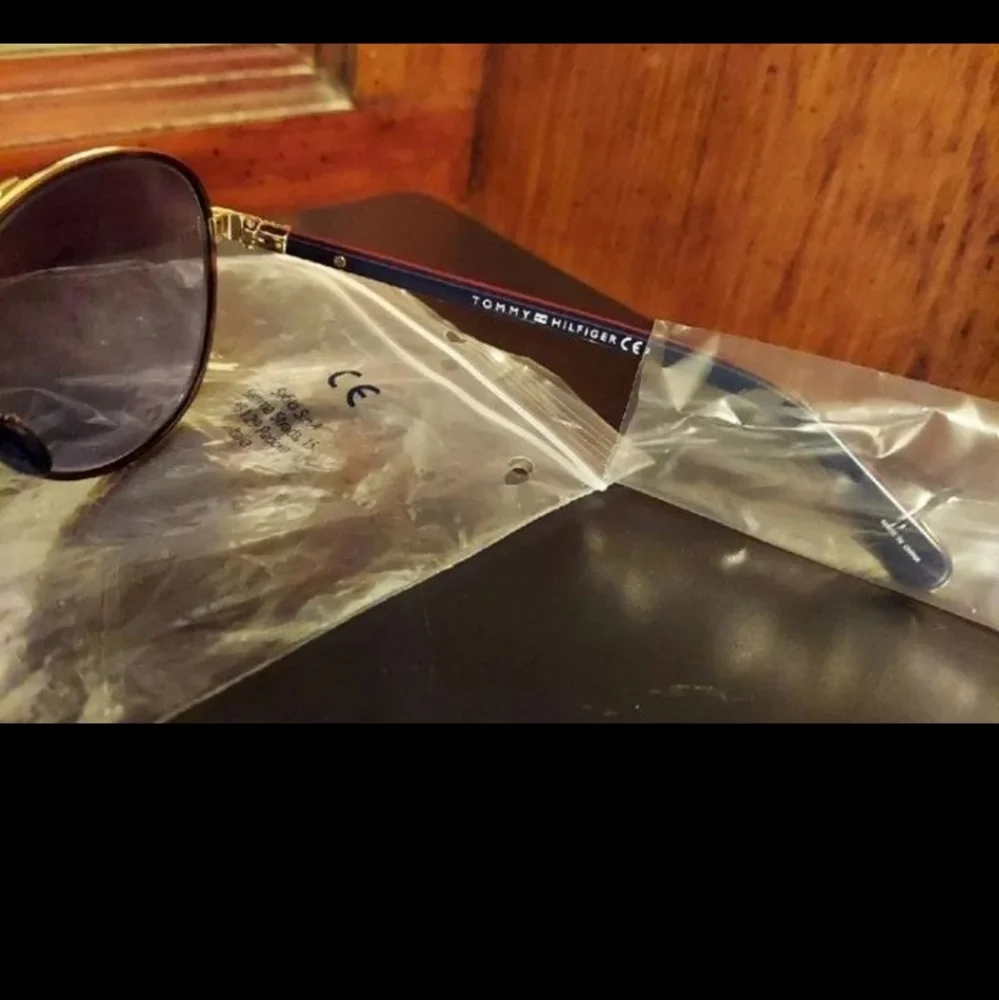 TOMMY HILFIGER 61mm 1766/S Aviator Sunglasses Rose Gold Grey Made In Italy BNWT